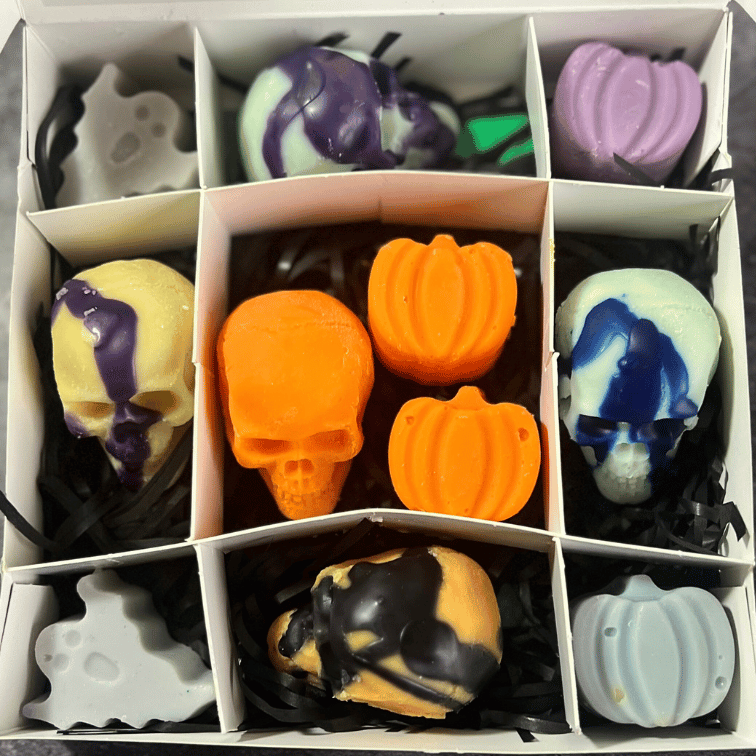 FINAL RESTOCK! HALLOWEEN GIFT BOX
