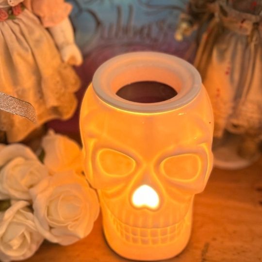 BACK SOON! Skull shaped aroma lamp electric burner - Bubbas Meltys